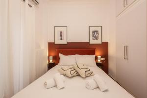 Fresh 2 bdrm Apt in Koukaki