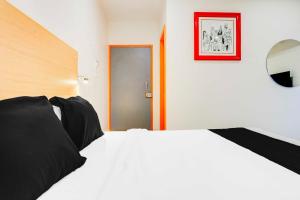 Townhouse Oak Hadapsar Sahyadri Hospital