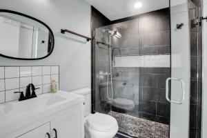 Serene Majestic Views & Walkable to Virtually All