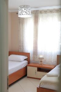 Comfy flat in Astir Near bus and AC