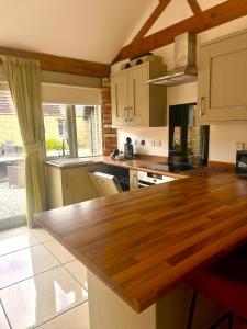 Otters Holt at Tove Valley Cottages