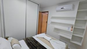 Flat Fantástico de 2qts ao lado Shop Flamboyant 105