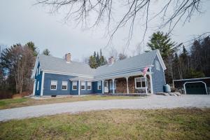 13 Beds, 17 Guests with Hot tub only 15Mins to Sunday River