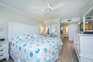 Siesta Dunes 2-206 by Siesta Dunes