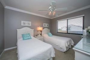 Siesta Dunes 2-406 by Siesta Dunes