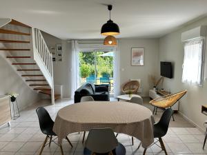 Villas 1008 - Maison 5p dans une residence privee avec piscine. : photos des chambres