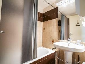 Châtel - 2 Pièces, 5 Pers, Balcon, Parking, Proche Remontées, Exposé SudOuest - FR-1-676-83