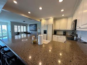 Siesta Dunes 4-12A by Siesta Dunes