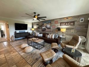 Siesta Dunes 4-12A by Siesta Dunes