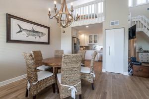 Siesta Dunes 4-14B by Siesta Dunes