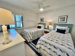 Siesta Dunes 5-109 by Siesta Dunes