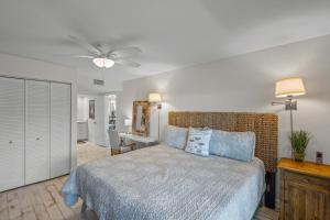 Siesta Dunes 5-106 by Siesta Dunes