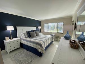 Siesta Dunes 5-203 by Siesta Dunes