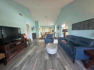 Siesta Dunes 7-201 by Siesta Dunes