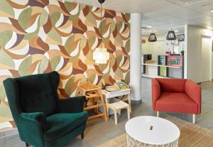 Hotels B&B HOTEL Paris Romainville Noisy-le-Sec : photos des chambres