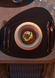 Santo Mine Oia Suites