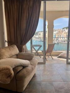 Front Row Malta - Your Grand Harbour Home with Rooftop Terrace & Views of Valletta