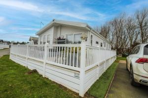 Spacious 8 Berth Luxury Lodge For Hire At Broadland Sands In Suffolk Ref 20033Cv - Ubytování bez kategorie ve městě Hopton on Sea