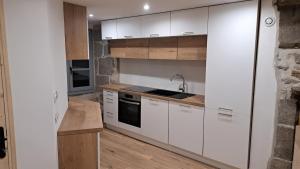 Maisons de vacances Gite du B-ffroy - Besse et St Ansataise : photos des chambres