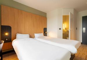 Hotels B&B HOTEL Calais Centre St Pierre : photos des chambres