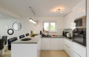 Villa La Perla by Villas Guide