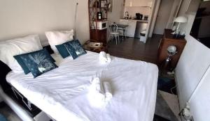 LILOT avec balcon, mignon et charmant, un havre de paix au cœur du centre-ville