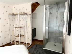 Maisons de vacances Grande maison en campagne avec piscine, 11 voyageurs : photos des chambres