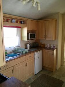 Golden Sands Westmorland GS 6 Berth Blow Heated Access to the Beach