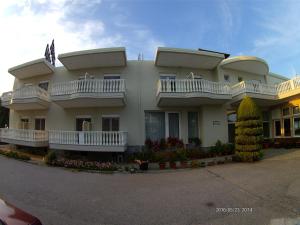 Hotel Akrogiali Olympos Greece