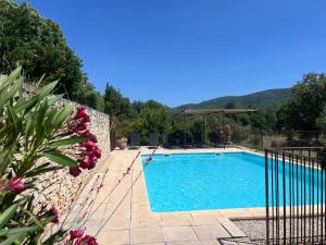 Villas Domaine de la Bastidonne : Villa avec Piscine Privée