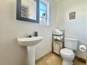 Charming Studio In Historic Spanish Town Location