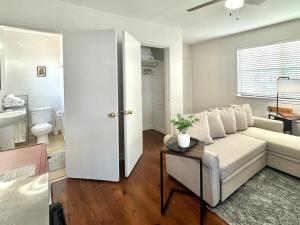 Charming Studio In Historic Spanish Town Location