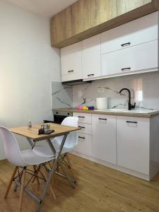 Toni Apartments Durres