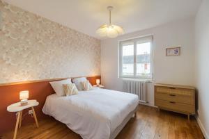 Maisons de vacances Grande maison billard et confort a Guingamp : photos des chambres
