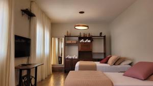 Casa Duplex c suíte cozinha completa e ventilador