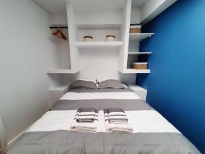 Appartements MOLENE I Studio Neuf I Parking Gratuit I Proche Mer I Wifi haut debit : photos des chambres