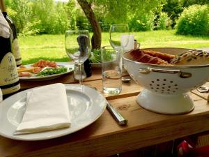 Dobrica Hunting Lodge