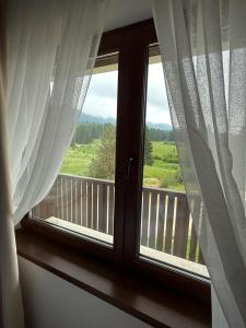 Massif Carpathian Call