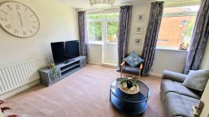 Luxury Family Apartment - Close to University of Leicester