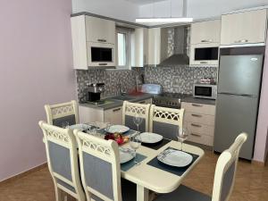 Apartment near the beach with sea view & balcony Saranda