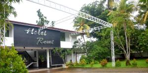 Hotel Romi Gampaha