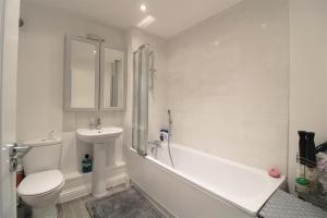 5 bed and 3 bath house in London