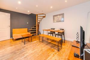 Beautiful 1 Bedroom Flat Next to Beach Sleep 3