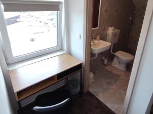 L&G ROOMS