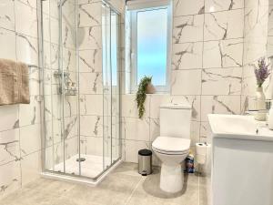 3BR Free Parking Paceville Beach