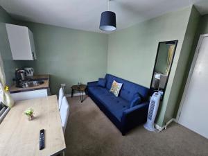 OceanNest-3 Bedroom Apartment free parking, EV 22kW
