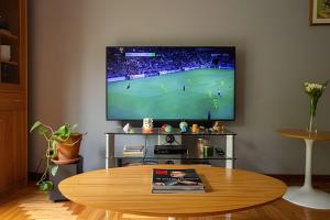 ¡Cerca de Rural + Embajada EEUU y con genial WiFi!