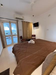 Peacock Guest House - Lake View Hotel In Udaipur