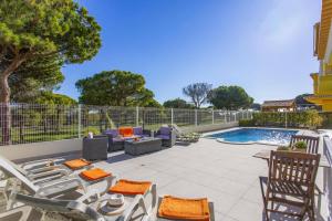 Villa Quinta dos Bicos by Villa Plus