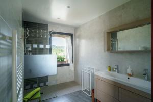 Maisons de vacances Cote Grange a Belesta : photos des chambres